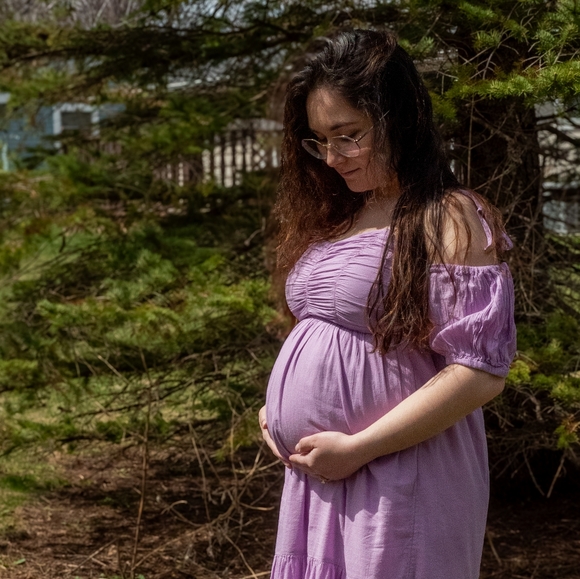 Meet your Posher! - Picture 1 of 4